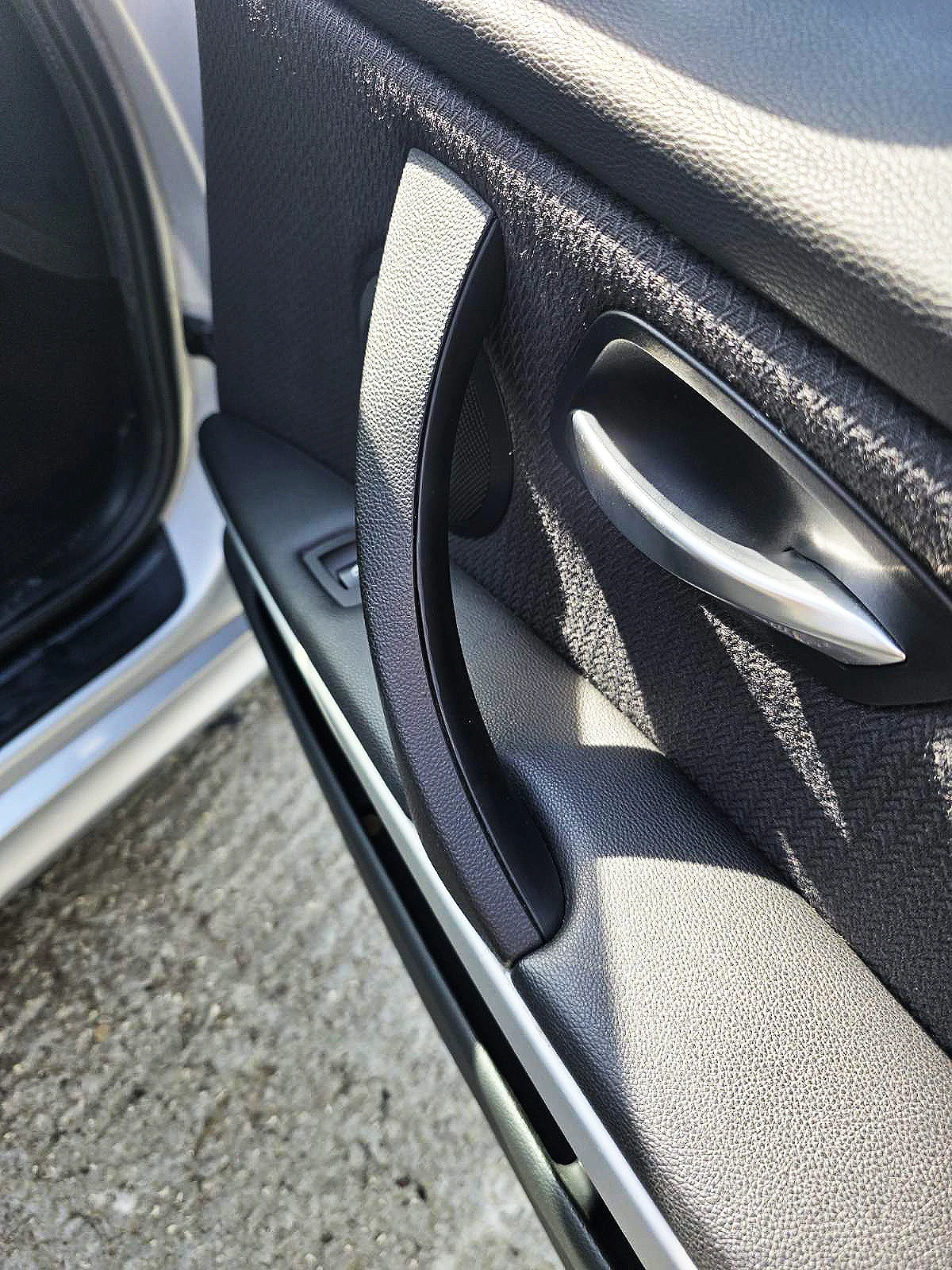 BMW 320 2.0D, снимка 11 - Автомобили и джипове - 53489066