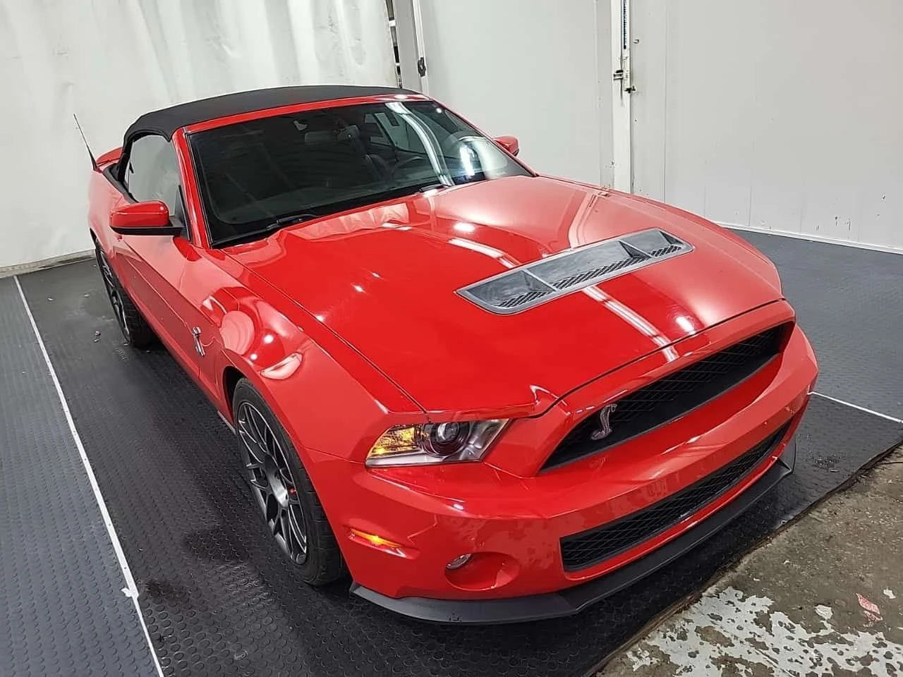 Ford Mustang SHELBY GT500| БЕЗ ИНЦИДЕНТИ| ПЕРФЕКТНО ОБСЛУЖВАН| , снимка 2 - Автомобили и джипове - 54378362