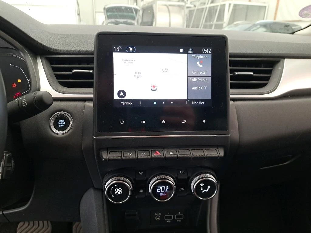 Renault Captur 1.6* ХИБРИД* ОЧАКВАН ВНОС, снимка 9 - Автомобили и джипове - 54455286