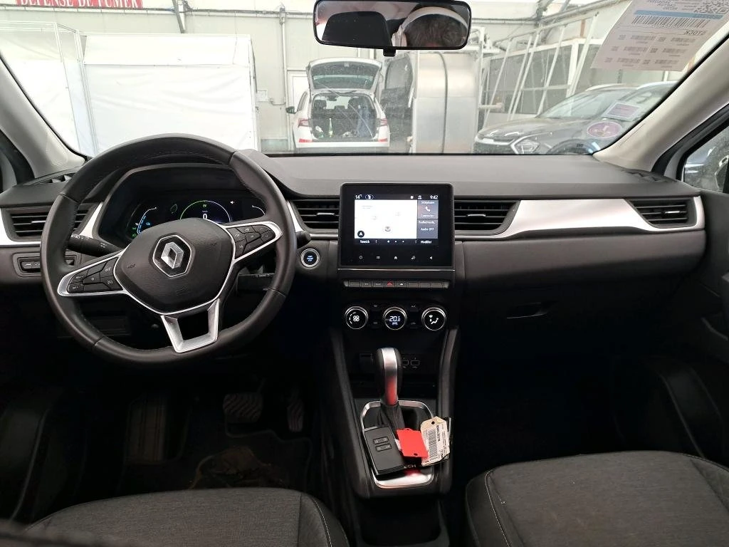 Renault Captur 1.6* ХИБРИД* ОЧАКВАН ВНОС, снимка 8 - Автомобили и джипове - 54455286