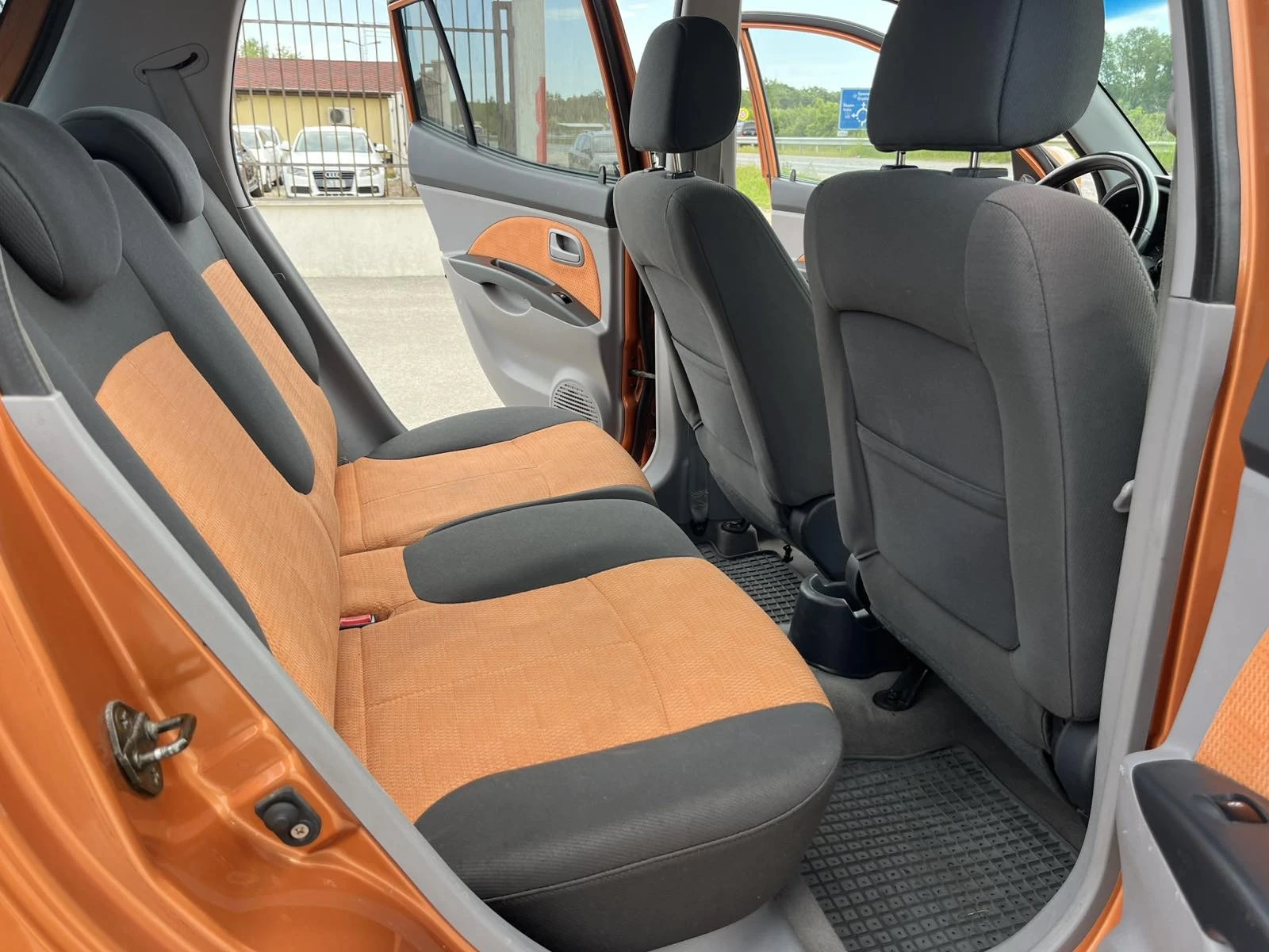 Kia Picanto 105 000�� �������� 1.1I 65� ������������ ��������� | Mobile.bg � ����������� 10