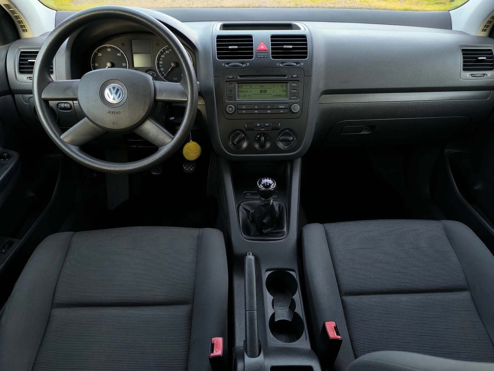 VW Golf -1.9TDI-105кс-КЛИМАТИК-ОТЛИЧЕН !!!, снимка 13 - Автомобили и джипове - 54727144