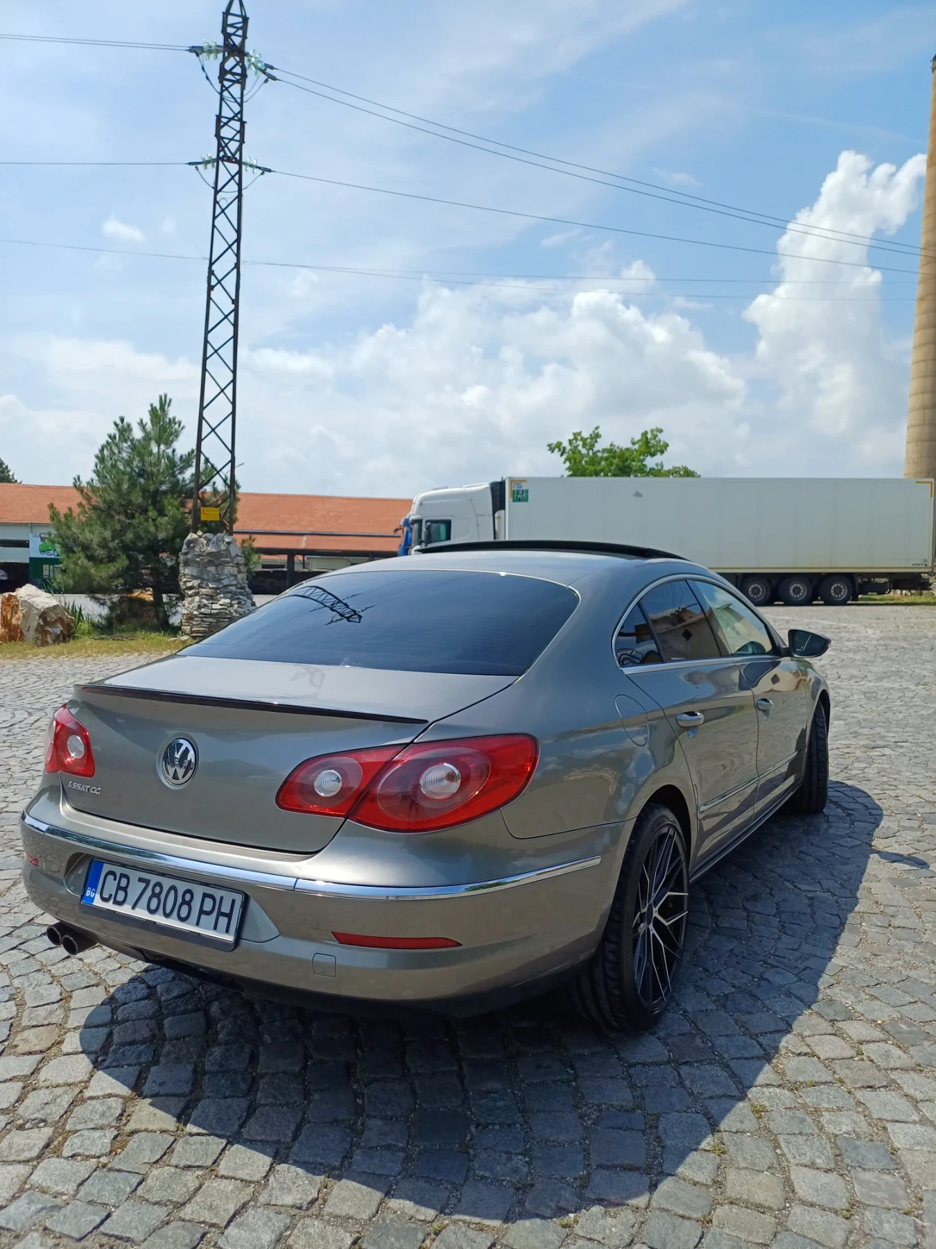 VW CC 1.8Т Оригинална Газ, снимка 3 - Автомобили и джипове - 54800917