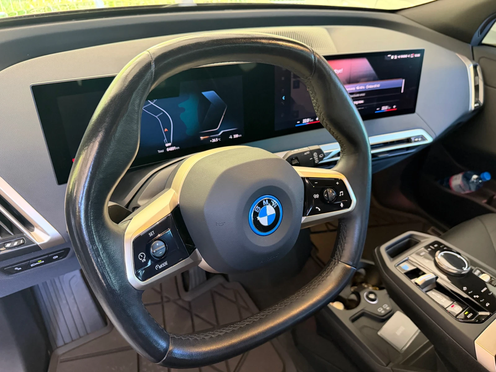 BMW iX 50* Завиващ заден мост* Термопомпа* 533k..c.64000k, снимка 9 - Автомобили и джипове - 55240935