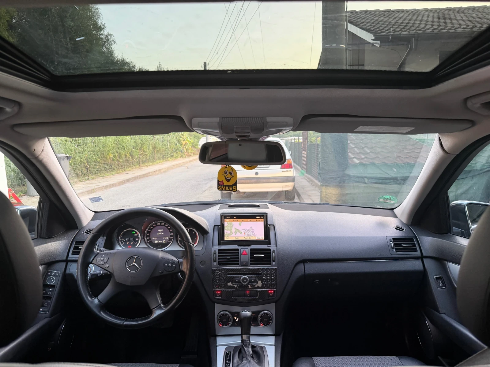 Mercedes-Benz C 250 Автомат шибидах навигация, снимка 9 - Автомобили и джипове - 55853208