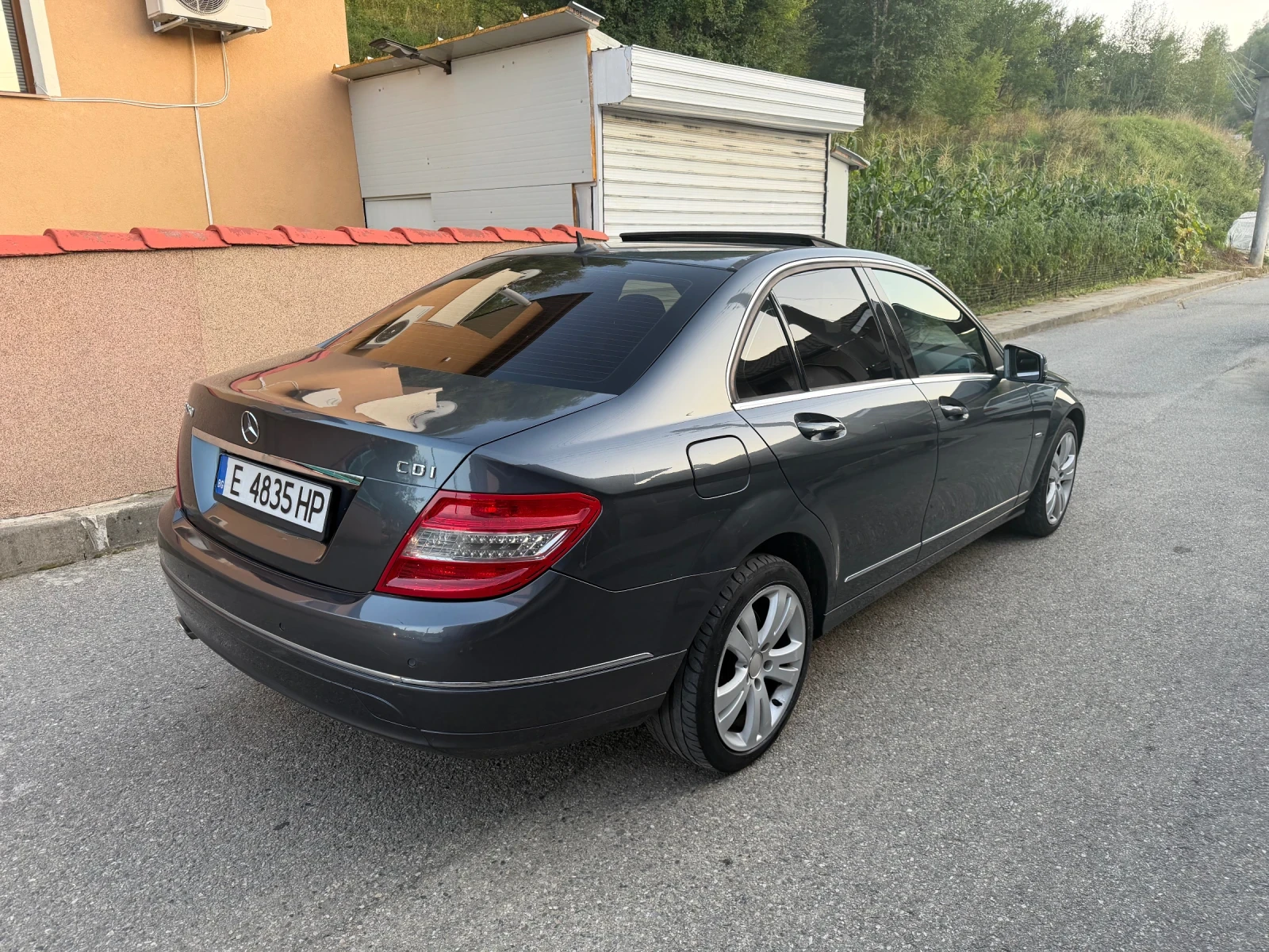 Mercedes-Benz C 250 Автомат шибидах навигация, снимка 5 - Автомобили и джипове - 55853208