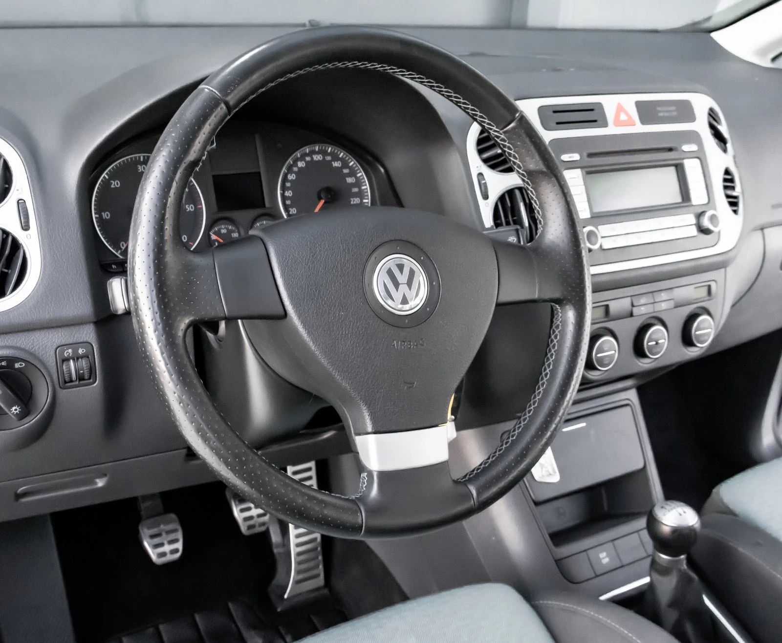 VW Golf Plus 1 9tdi CROSS , снимка 16 - Автомобили и джипове - 55948917