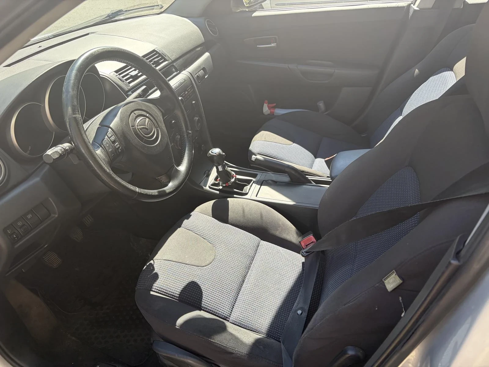 Mazda 3, снимка 3 - Автомобили и джипове - 55970753