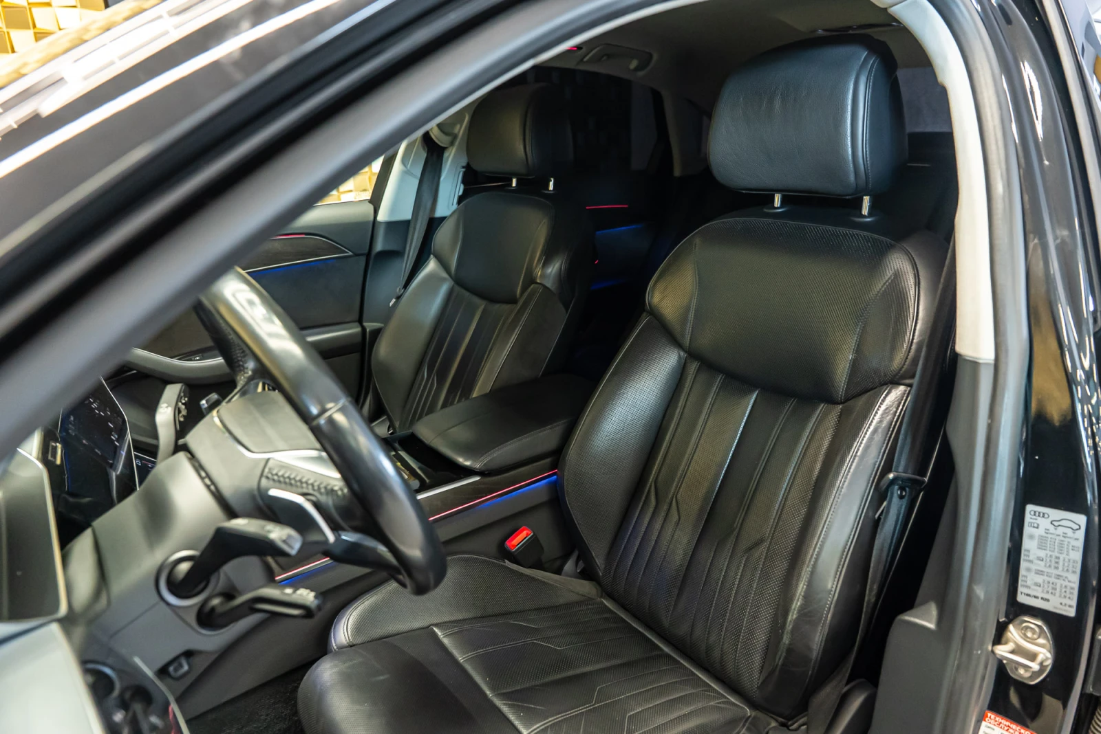 Audi A8 50 TDI Quattro, снимка 15 - Автомобили и джипове - 56112607