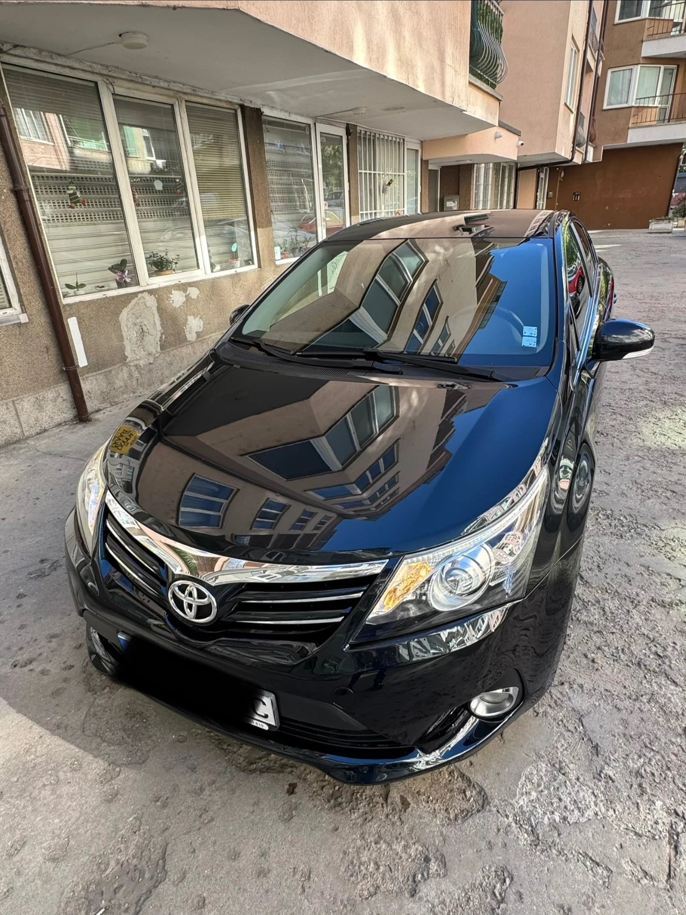 Toyota Avensis T27 1.8 Facelift, снимка 2 - Автомобили и джипове - 56346704