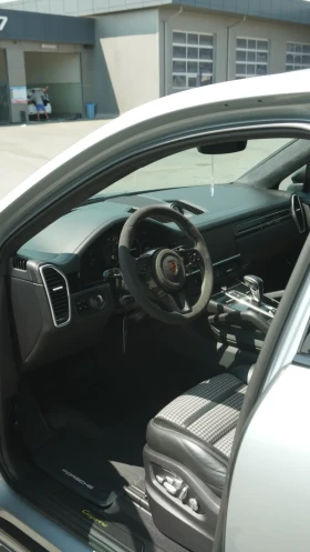 Porsche Cayenne E-hybrid 3.0, снимка 10