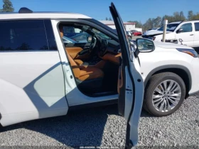 Обява за продажба на Toyota Highlander  HYBRID PLATINUM CARFAX АВТО КРЕДИТ  ~74 500 лв. - изображение 9