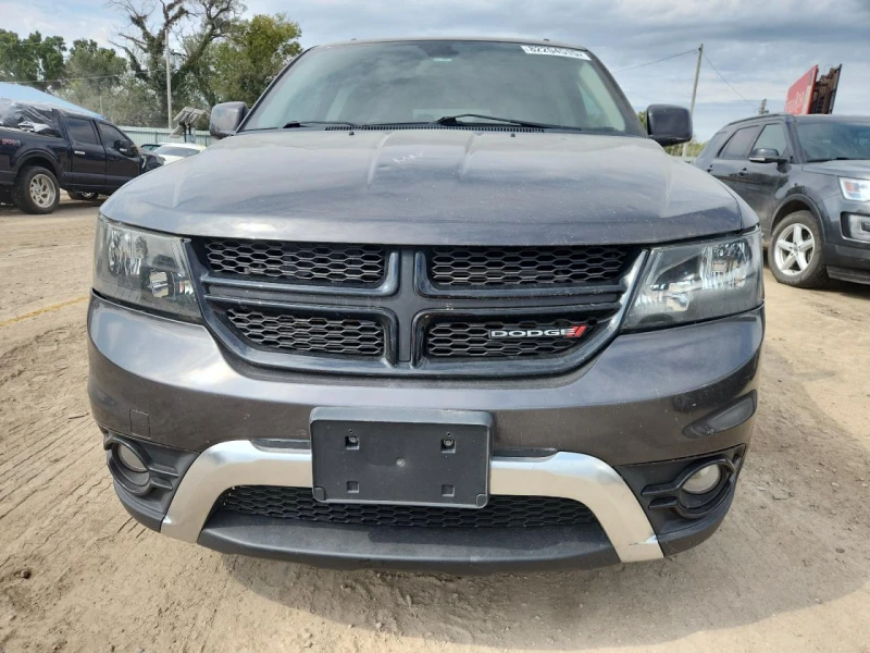 Dodge Journey 2.4 CROSSROAD, снимка 6 - Автомобили и джипове - 52747750
