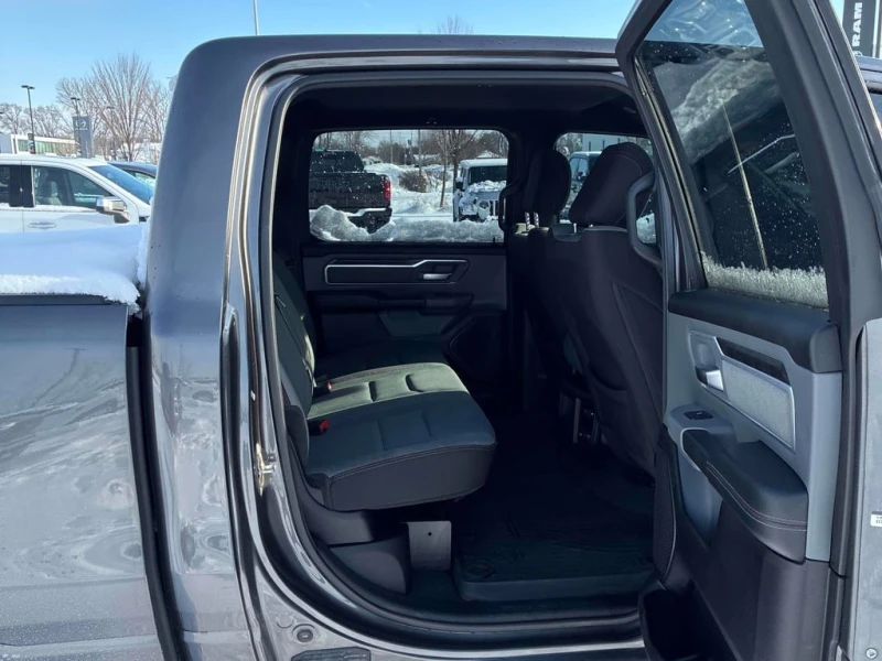 Dodge RAM 1500 * Big Horn * CARFAX * , снимка 11 - Автомобили и джипове - 53009181