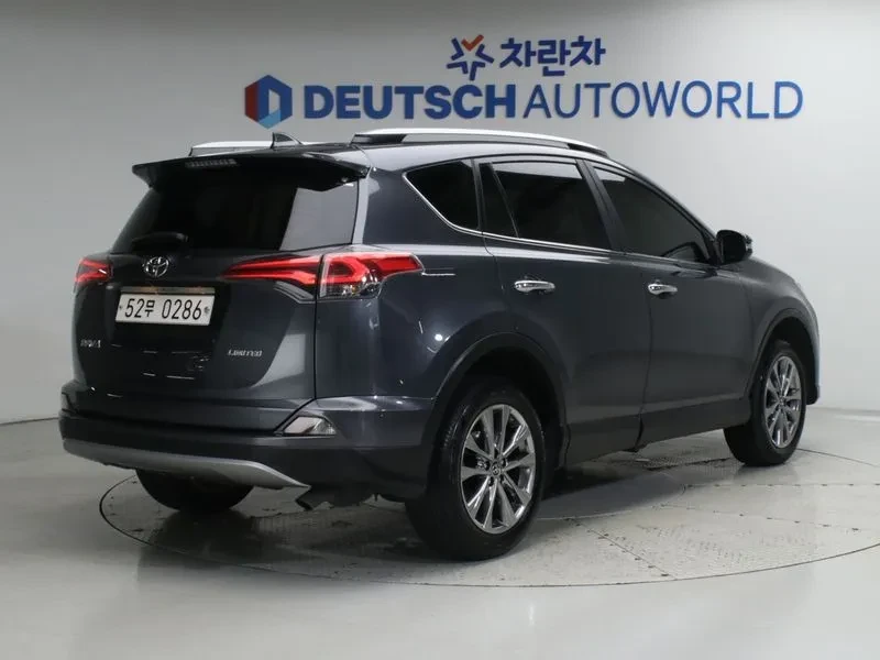 Toyota Rav4 2.5 2WD , снимка 2 - Автомобили и джипове - 56292926