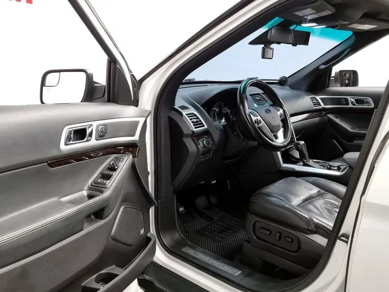 Ford Explorer 3.5 AWD - САМО 30% АВАНС, снимка 10 - Автомобили и джипове - 56368592