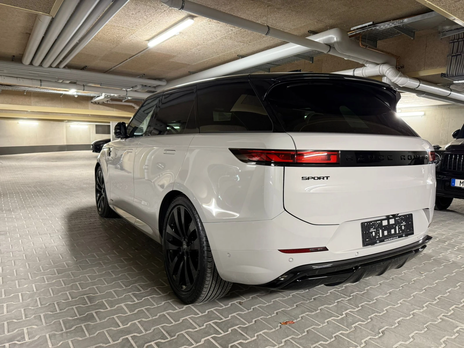 Land Rover Range Rover Sport Autobiography* Pano* Massage* Ventilation* 23" - изображение 2