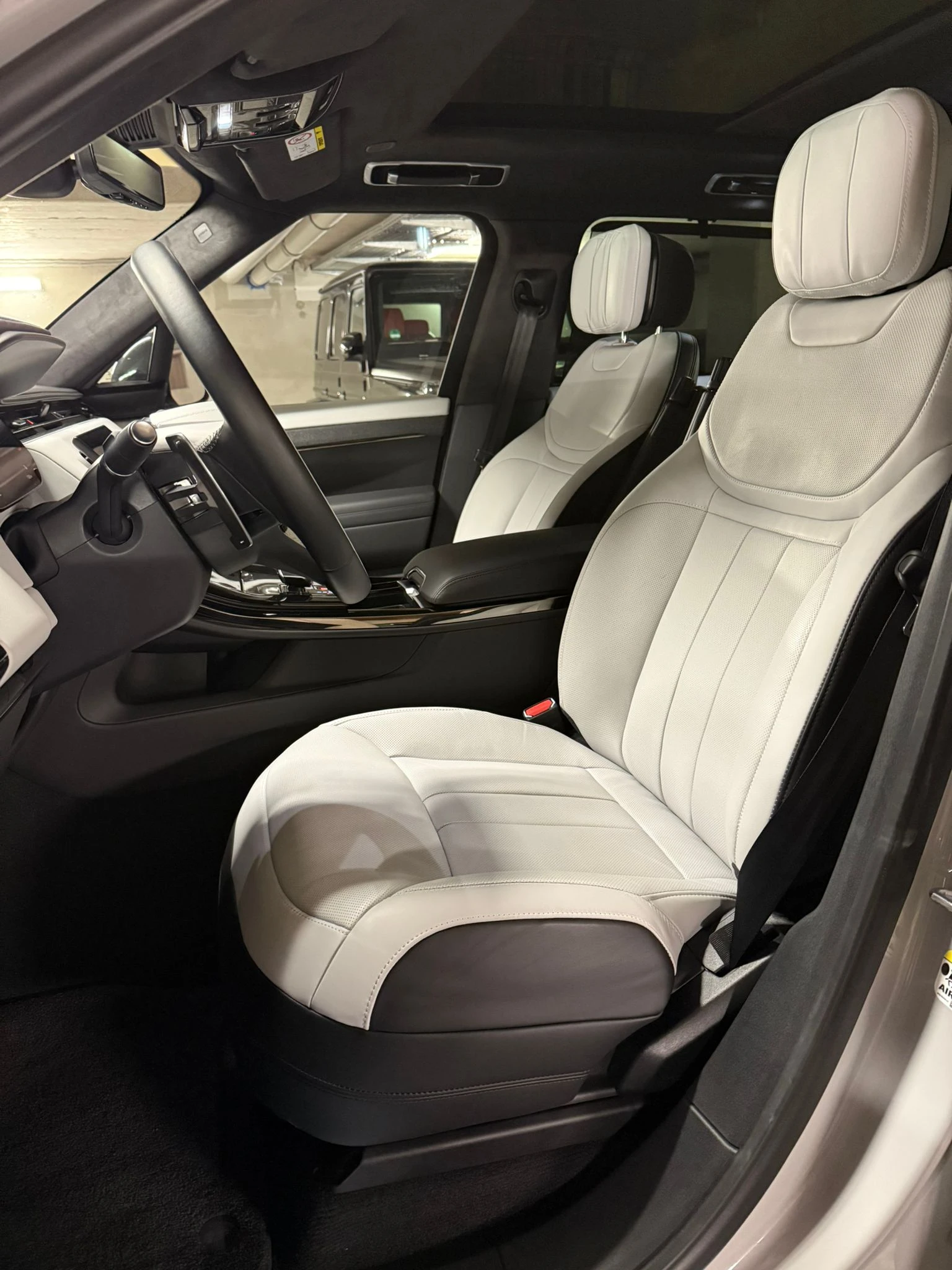 Land Rover Range Rover Sport Autobiography* Pano* Massage* Ventilation* 23" - изображение 6