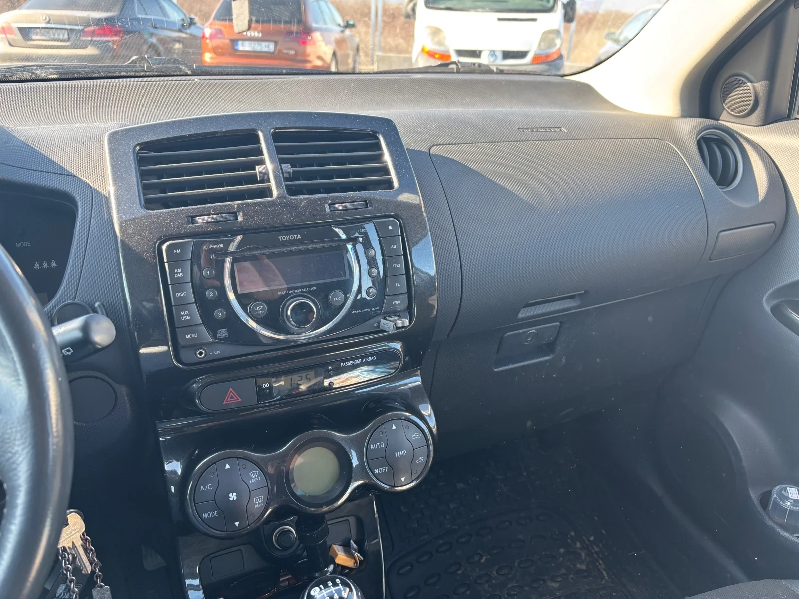 Toyota Urban Cruiser 1.4D 4x4 | Mobile.bg � ����������� 12