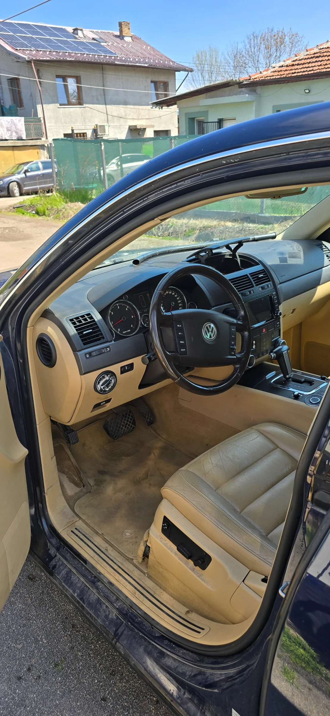 VW Touareg, снимка 3 - Автомобили и джипове - 54173439