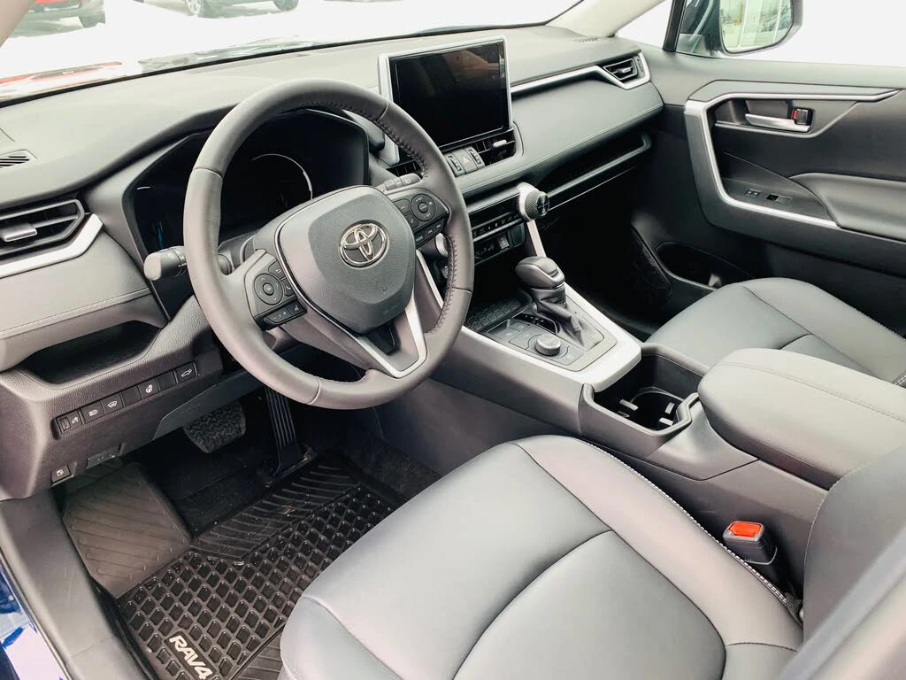 Toyota Rav4 XLE AWD, снимка 11 - Автомобили и джипове - 54226981