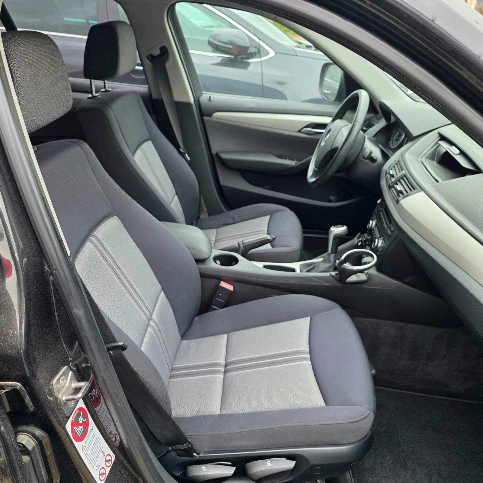 BMW X1 2.0D Xdrive XLine EXECUTIVE - КАТО НОВА!!!, снимка 9 - Автомобили и джипове - 54362803