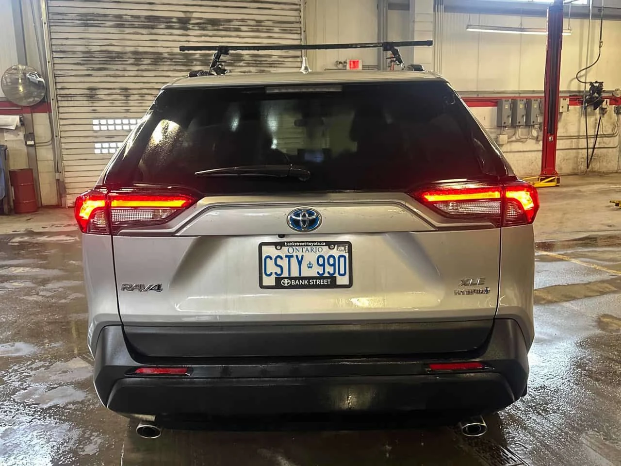 Toyota Rav4 * Hybrid * АВТОКРЕДИТ БЕЗ ПЪРВОНАЧАЛНА ВНОСКА* , снимка 4 - Автомобили и джипове - 55606605