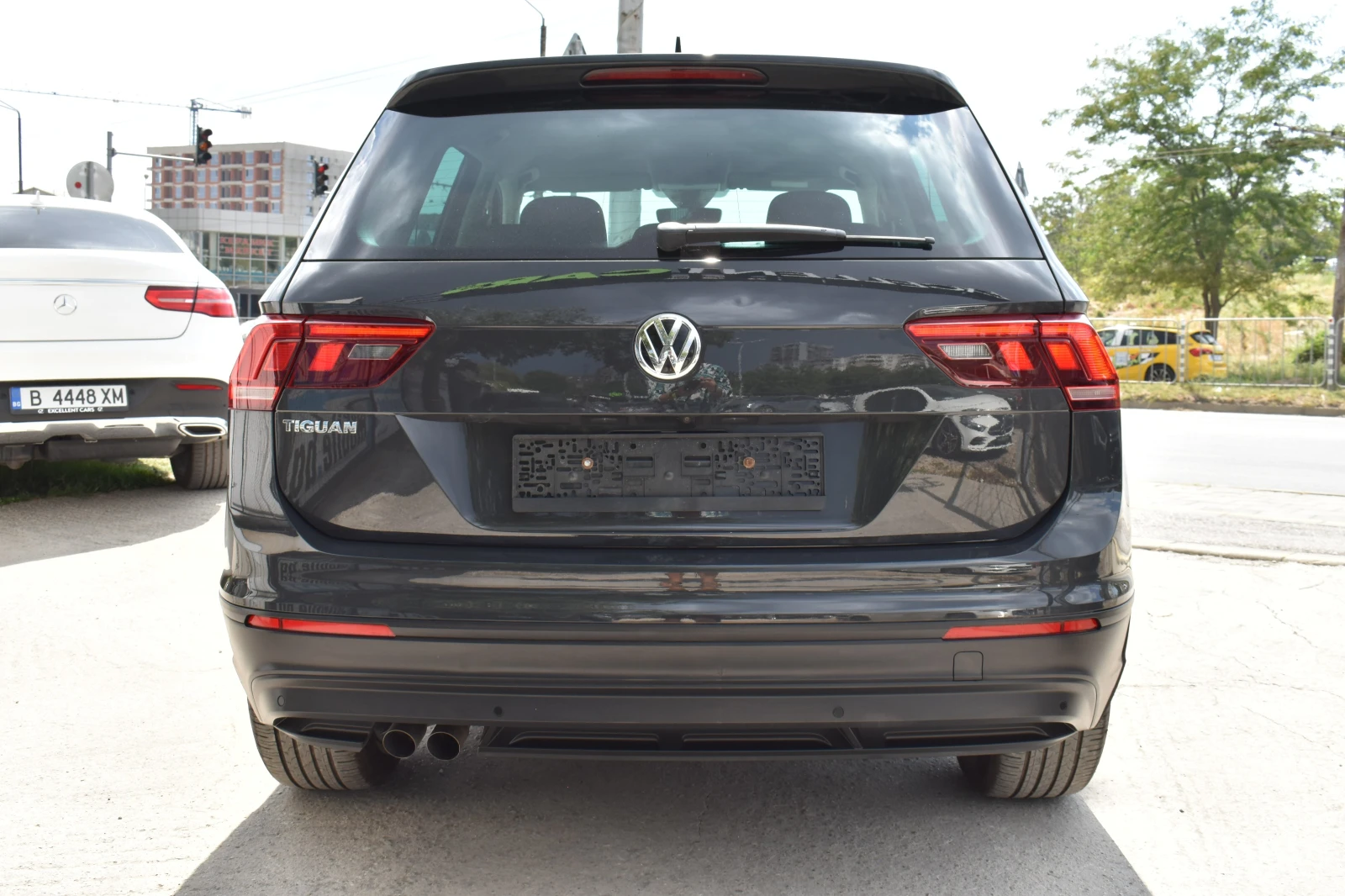 VW Tiguan 2.0ТDI* 4MOTION* SWISS, снимка 5 - Автомобили и джипове - 55627511