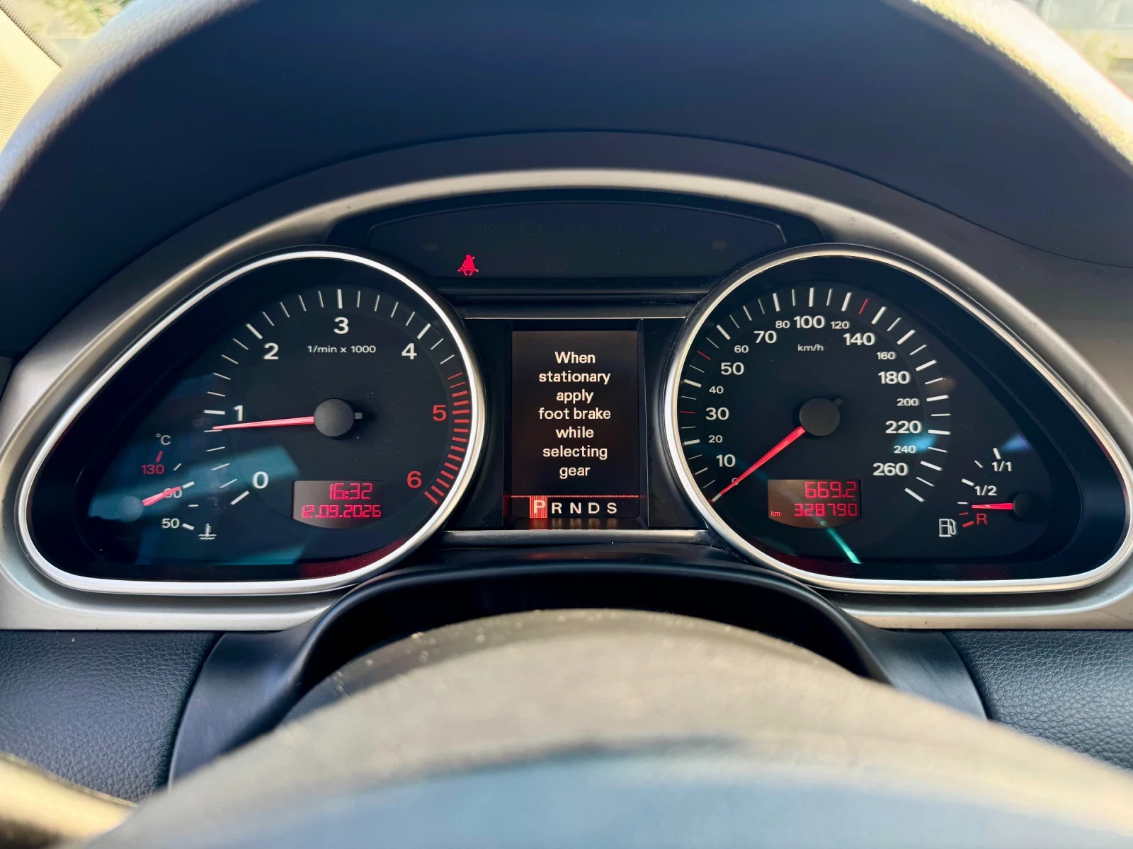 Audi Q7 3.0TDI, снимка 12 - Автомобили и джипове - 56042774