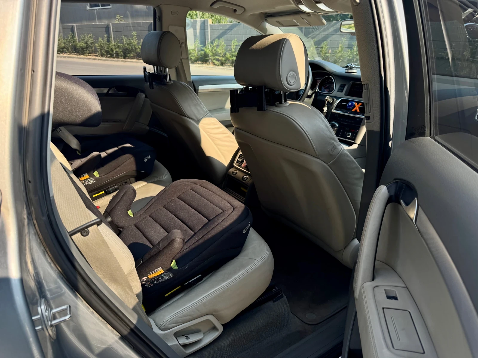 Audi Q7 3.0TDI, снимка 8 - Автомобили и джипове - 56042774