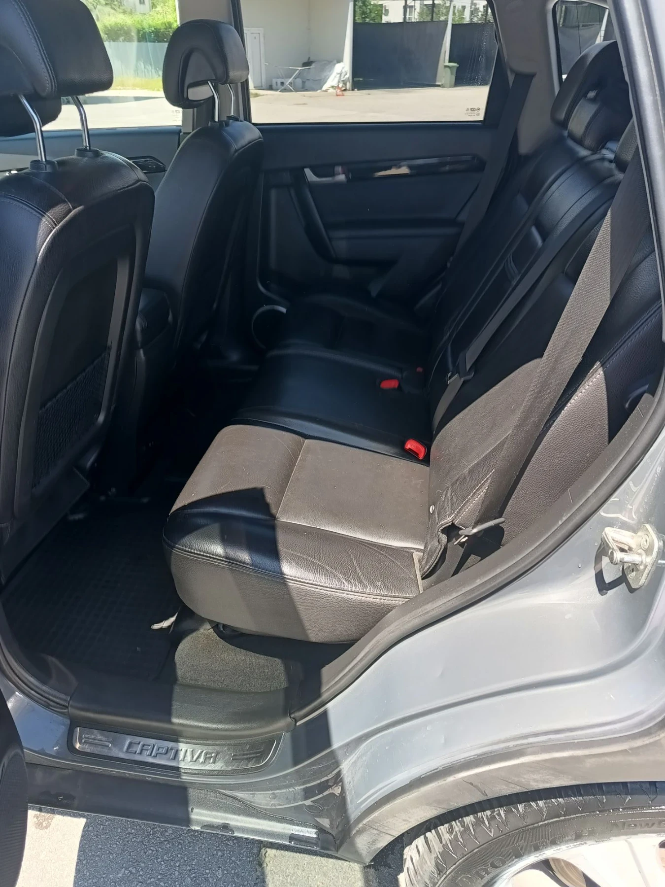 Chevrolet Captiva 2.2 CDTI, снимка 10 - Автомобили и джипове - 56121171