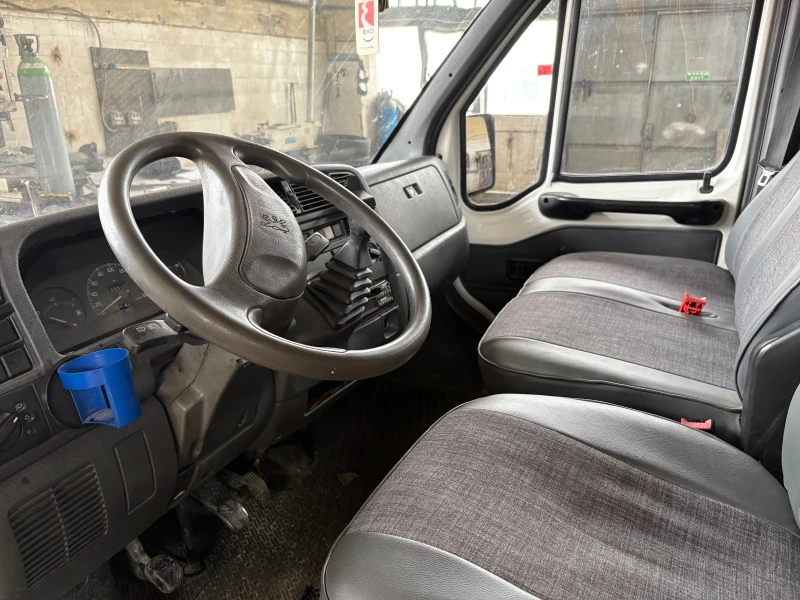 Peugeot Boxer 2, 5 TD, снимка 4 - Бусове и автобуси - 48506326