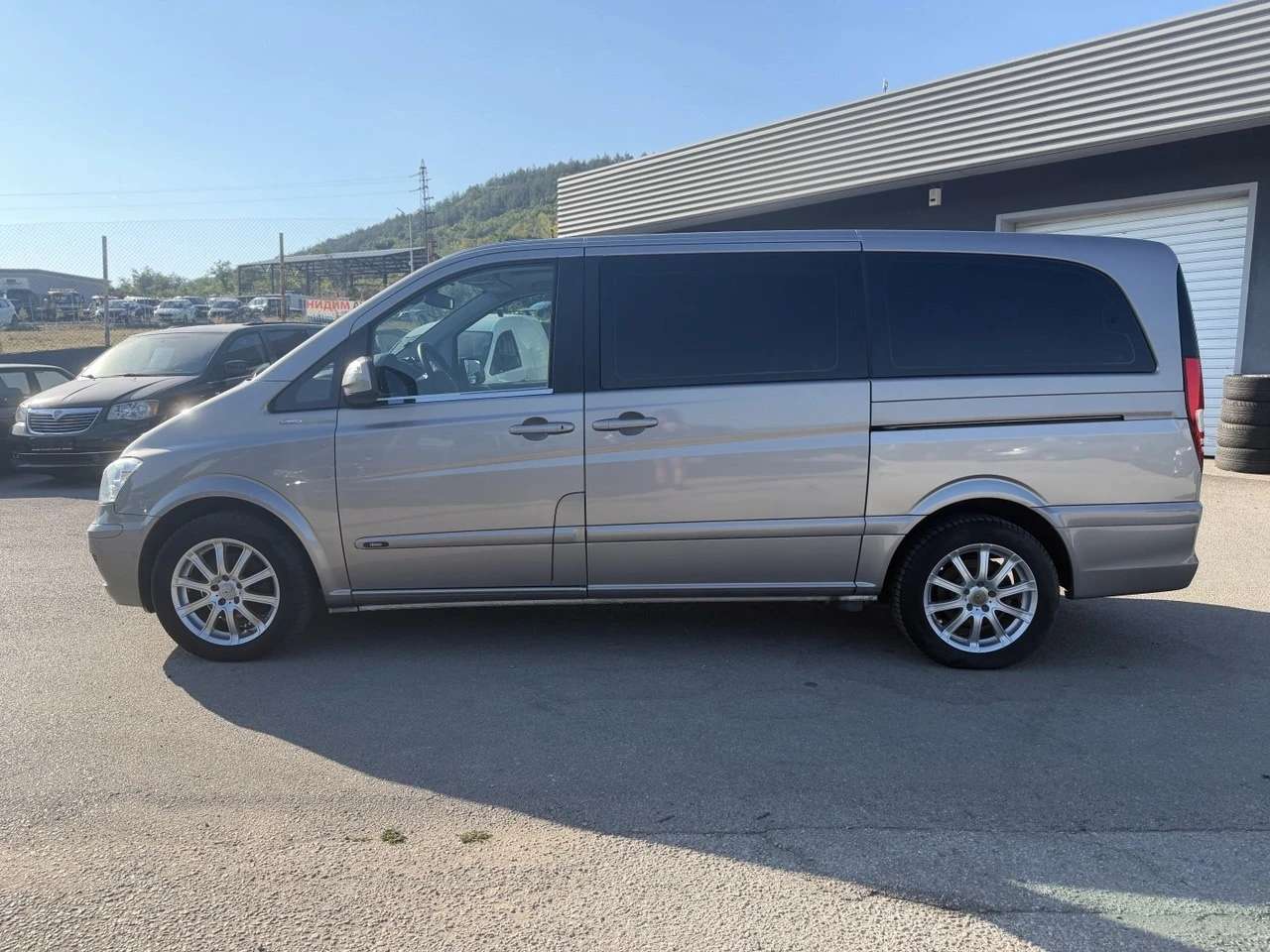 Mercedes-Benz Viano 2.2CDI FACELIFT NAVI, снимка 8 - Бусове и автобуси - 55743212