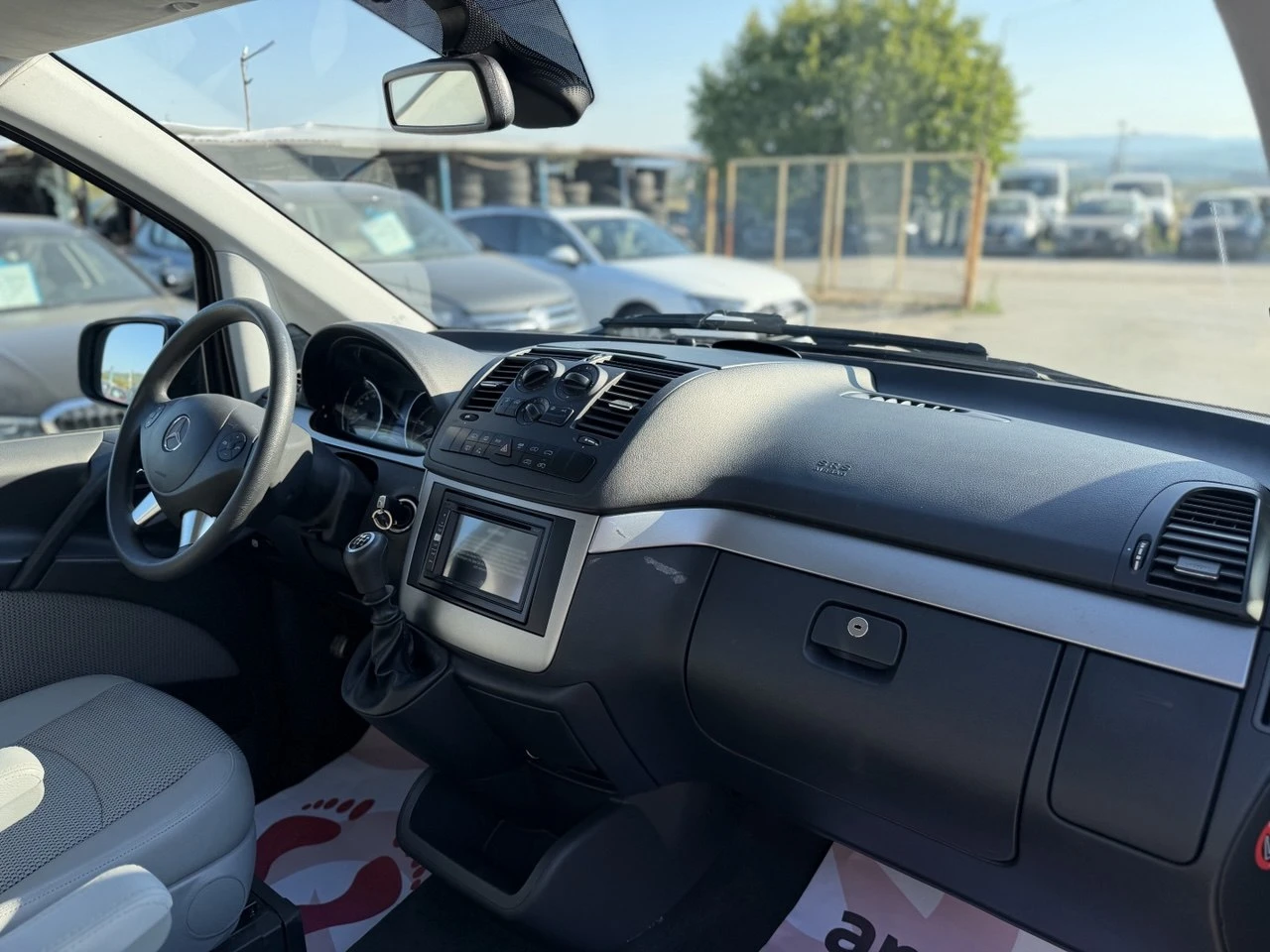Mercedes-Benz Viano 2.2CDI FACELIFT NAVI, снимка 16 - Бусове и автобуси - 55743212