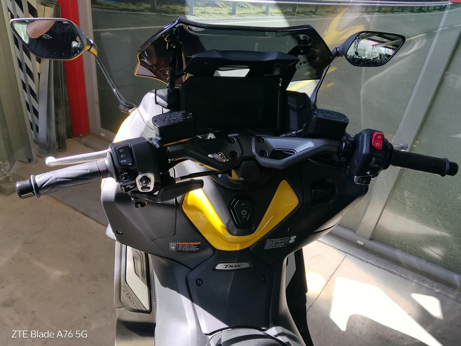 Yamaha T-max 560 ABS LED TC , снимка 9 - Мотоциклети и мототехника - 55936892