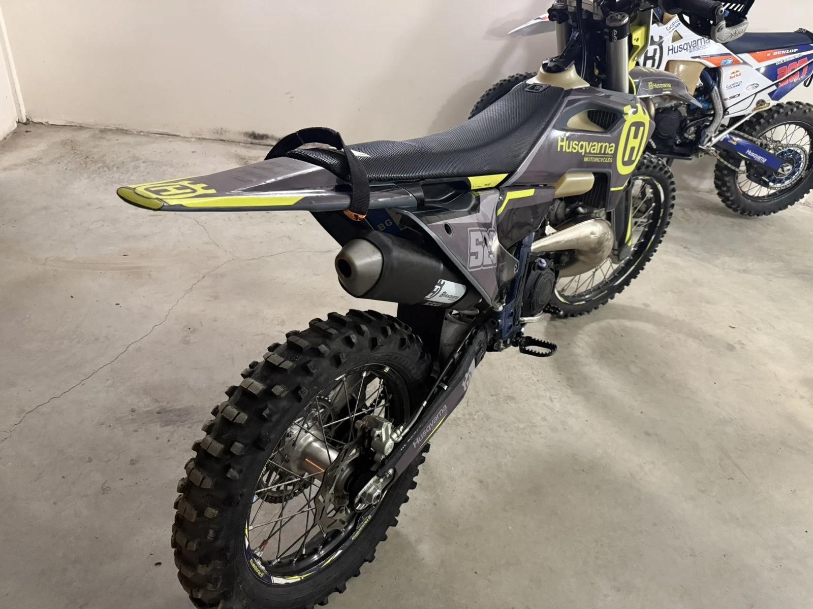 Husqvarna TE 300, снимка 3 - Мотоциклети и мототехника - 56021406