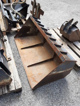 Мини челни товарачи Друга Avant 530 Plus, снимка 3