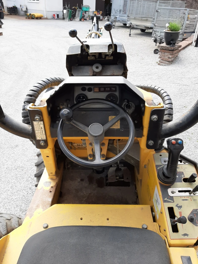 Мини челни товарачи Друга Avant 530 Plus, снимка 7 - Индустриална техника - 53419166