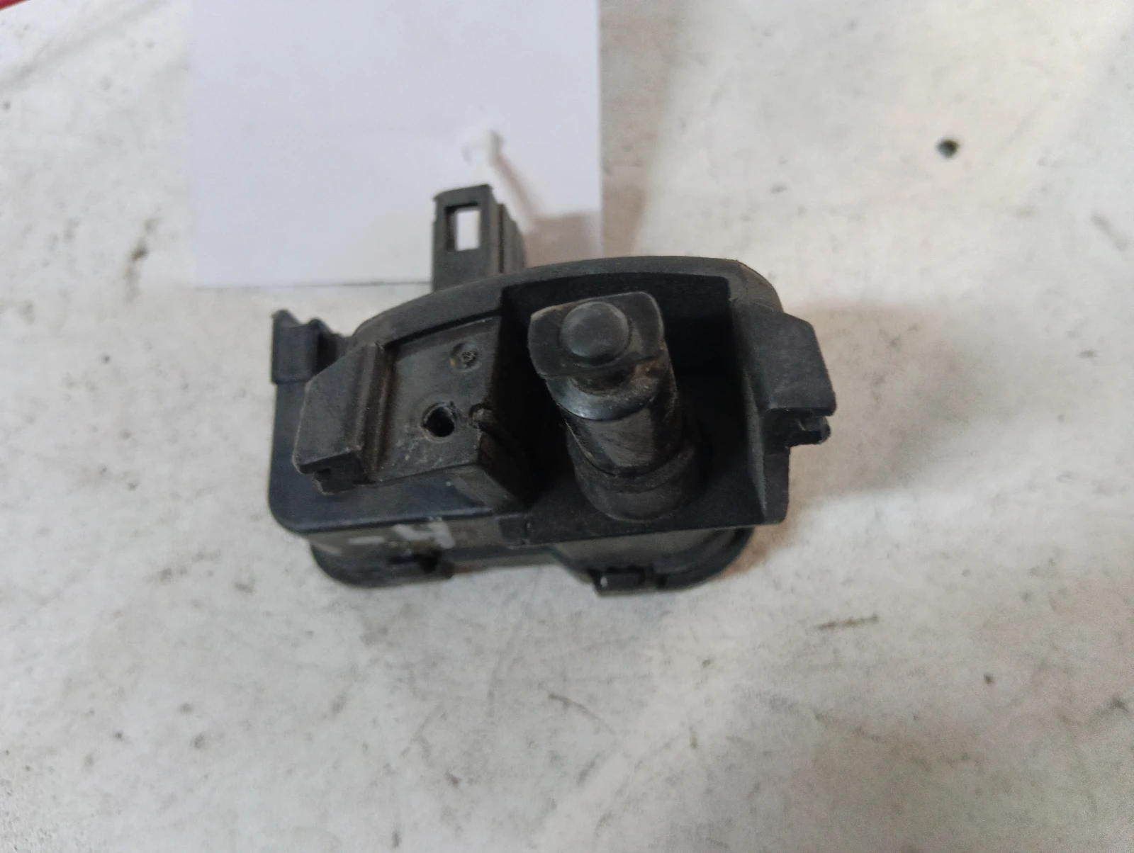 заключващ механизъм резервоар 7P0810773D Skoda Octavia