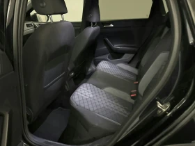 VW Taigo 1.0 TSI R-Line/IQ.Light/Keyless/Navi/История , снимка 8