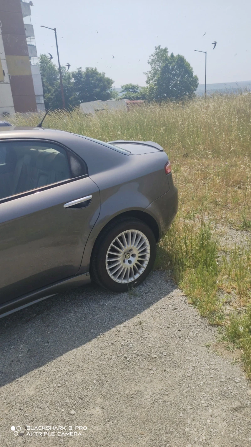 Alfa Romeo 159 1.9jtd, снимка 3 - Автомобили и джипове - 47671451