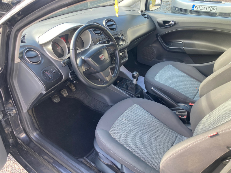 Seat Ibiza 1.4 газ.инжекцион, снимка 8 - Автомобили и джипове - 45769168