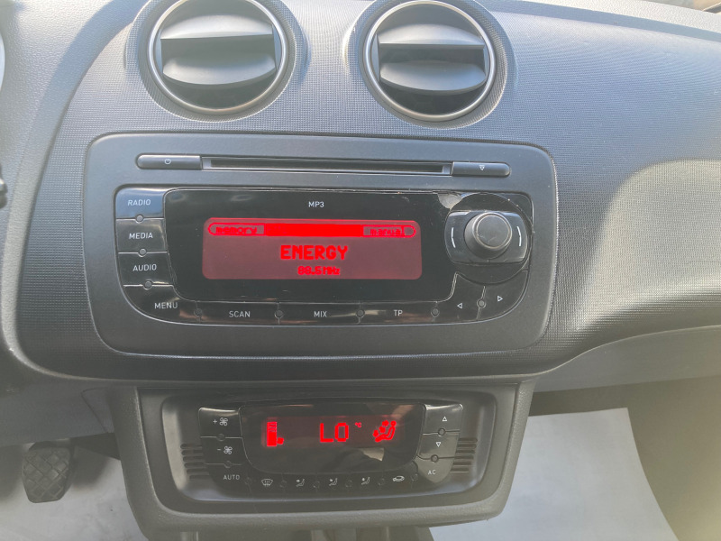Seat Ibiza 1.4 газ.инжекцион, снимка 11 - Автомобили и джипове - 45206614