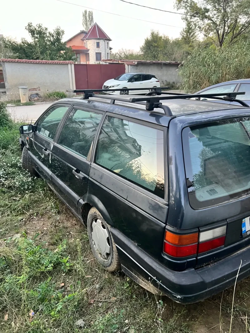 VW Passat, снимка 5 - Автомобили и джипове - 47323961