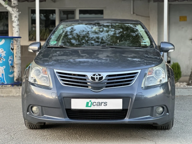 Toyota Avensis 2.0, снимка 2 - Автомобили и джипове - 48021879