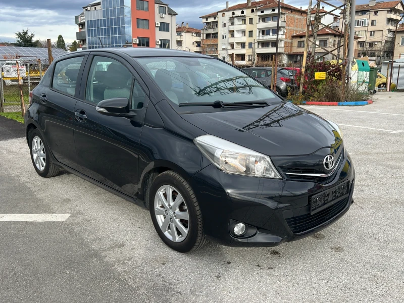 Toyota Yaris NAVI 6 speed, снимка 2 - Автомобили и джипове - 49769325