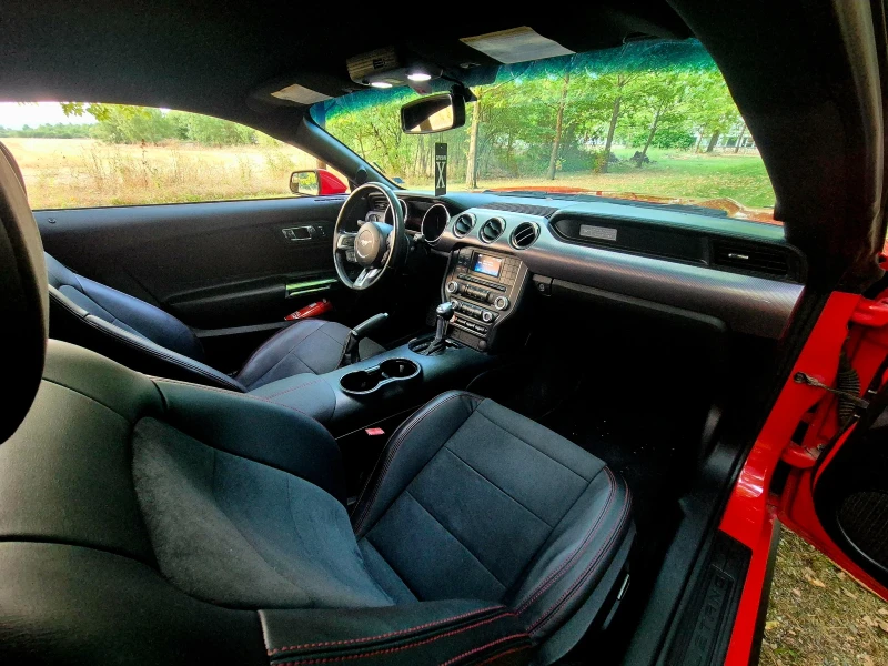 Ford Mustang GT 5.0, снимка 9 - Автомобили и джипове - 51291899