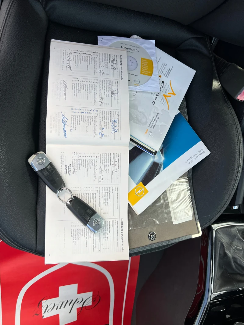 Opel Astra 2.0 i Schweiz, снимка 12 - Автомобили и джипове - 51707386