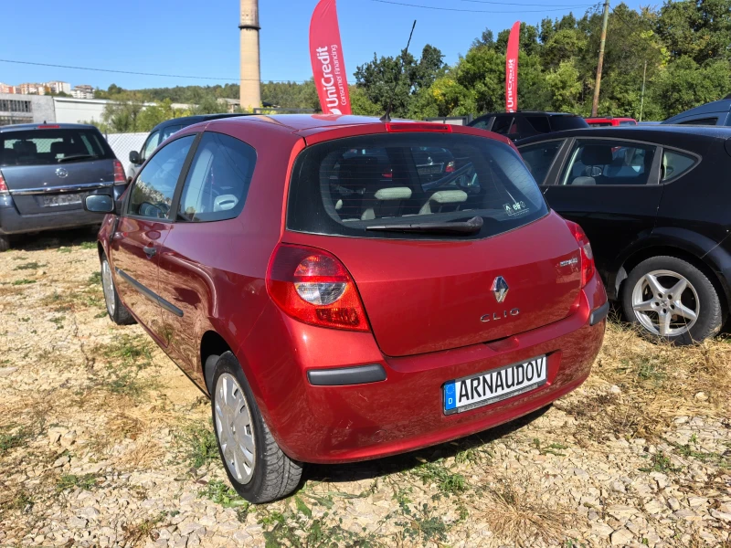 Renault Clio 1.2i Перфектно състояние!!! , снимка 3 - Автомобили и джипове - 51793268