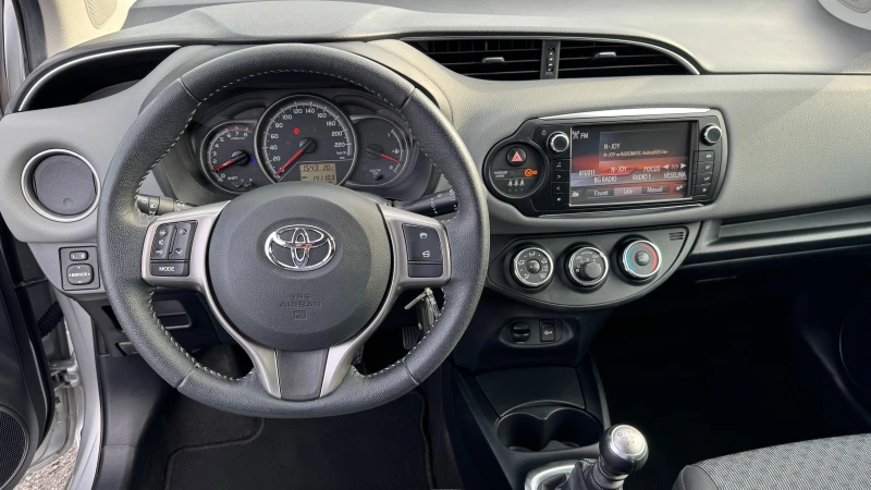 Toyota Yaris 1.33i Внос Швейцария! Навигация, Камера, Tel., 6 С, снимка 16 - Автомобили и джипове - 52142973